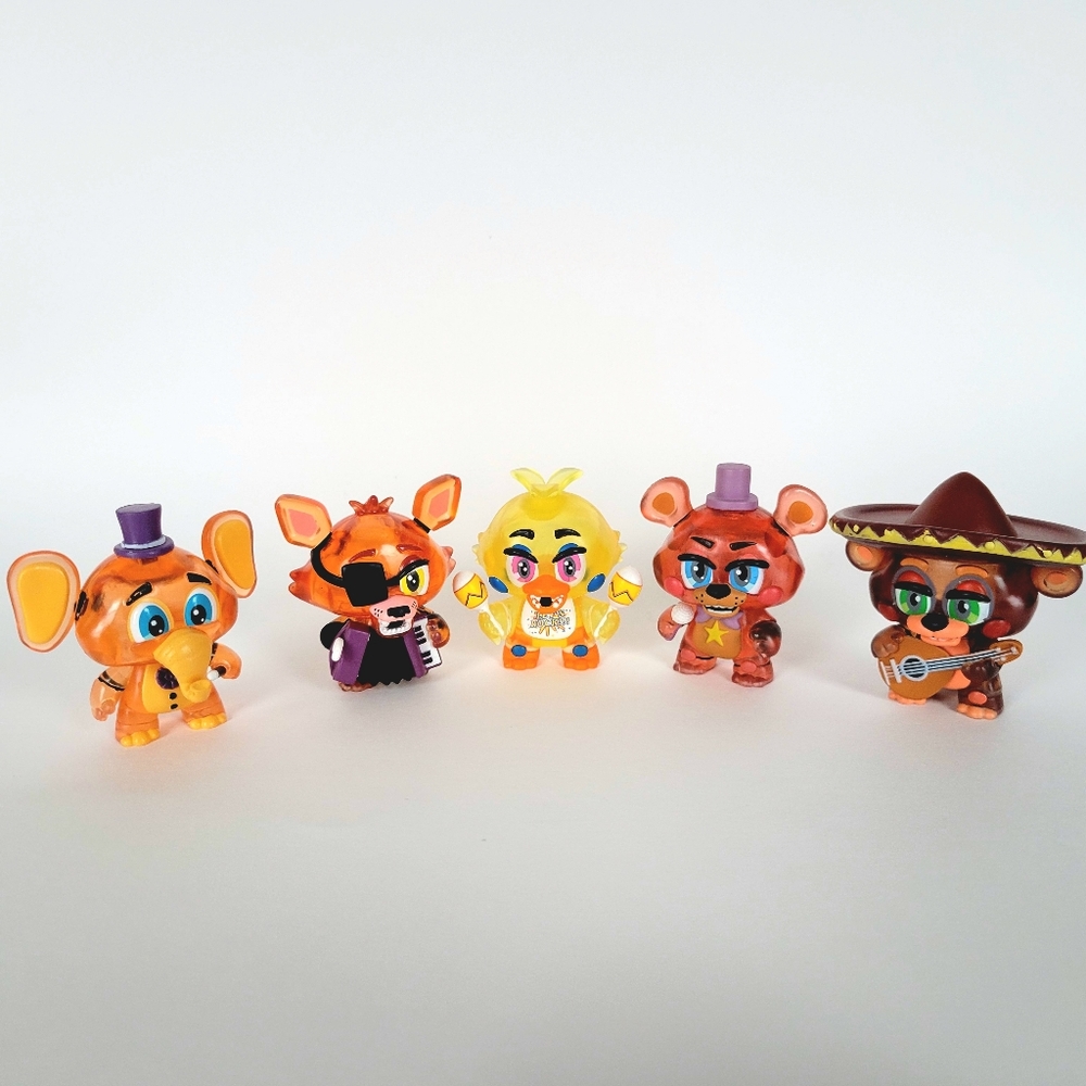 Funko Mystery Minis FNAF Pizzeria Simulator Glow Five Nights at Freddy's Set